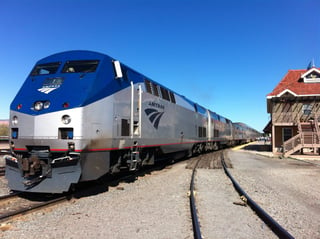 Amtrak_train.jpg