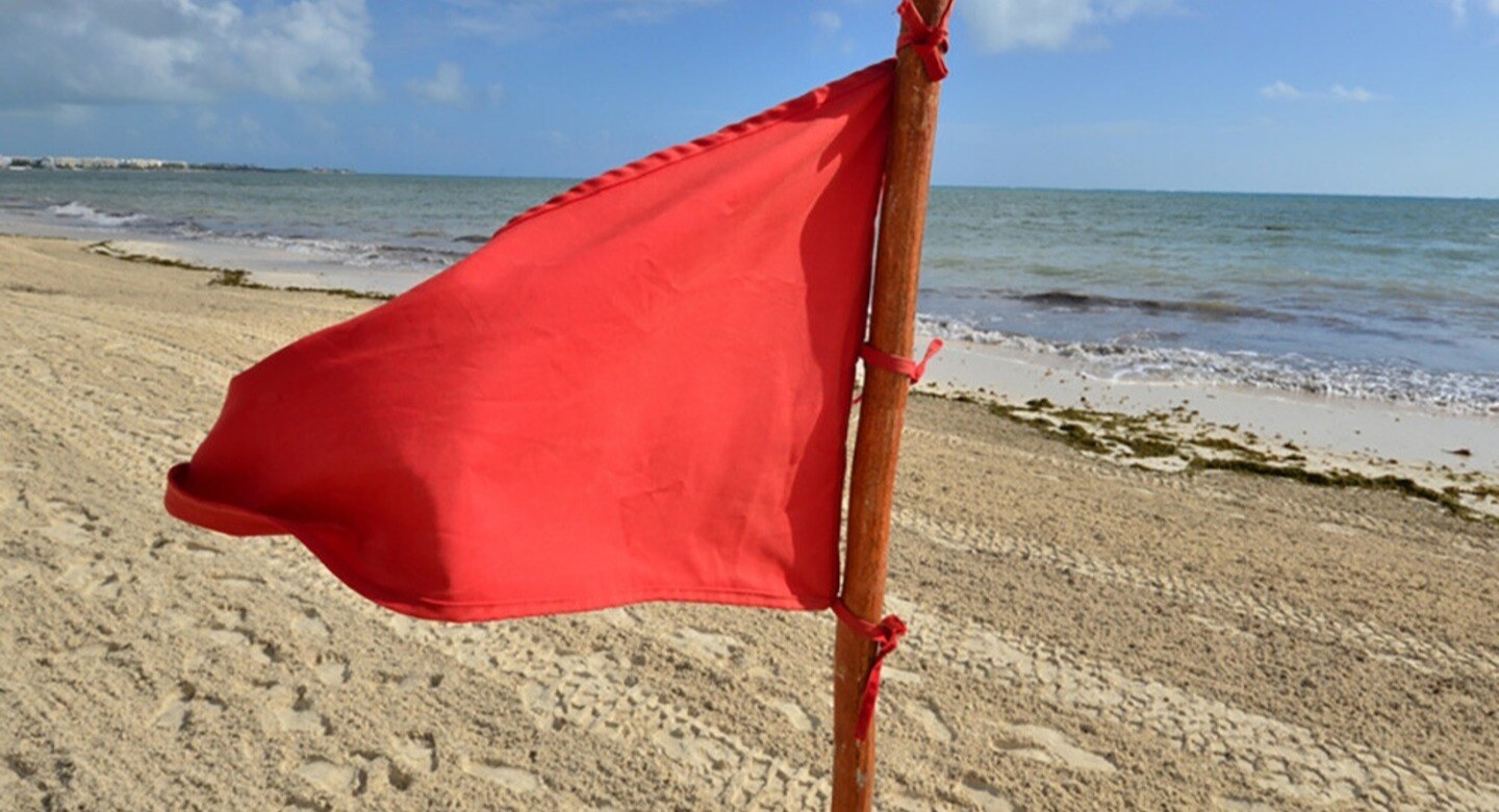 Red Flag - CRQ Buyers Guide 2-1-1